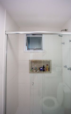Apartamento à venda com 85m², 2 quartos e 2 vagasBanheiro da Suíte 2