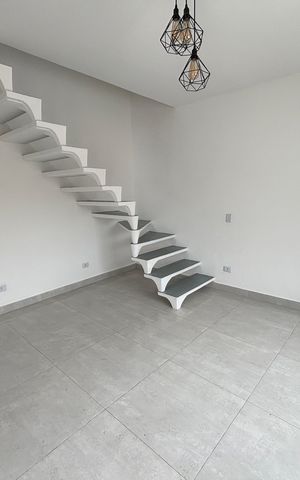 Casa para alugar com 125m², 2 quartos e 2 vagas Casa para alugar com 125m², 2 quartos e 2 vagasSala
