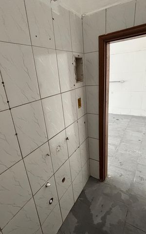 Casa para alugar com 125m², 2 quartos e 2 vagas Casa para alugar com 125m², 2 quartos e 2 vagasBanheiro garagem