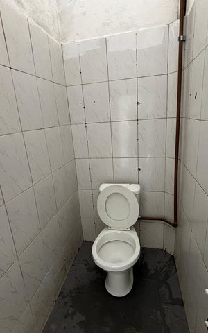 Casa para alugar com 125m², 2 quartos e 2 vagas Casa para alugar com 125m², 2 quartos e 2 vagasBanheiro garagem