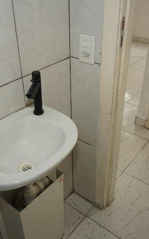 Apartamento para alugar com 37m², 2 quartos e sem vagaBanheiro