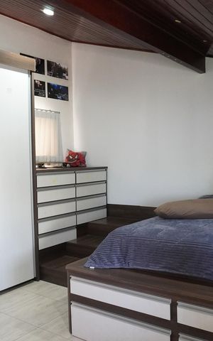 Casa para alugar com 338m², 4 quartos e 4 vagasQuarto 3