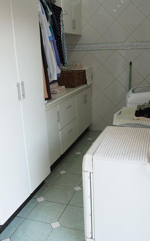 Casa para alugar com 338m², 4 quartos e 4 vagasQuintal