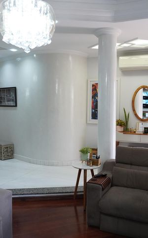 Casa para alugar com 338m², 4 quartos e 4 vagasSala