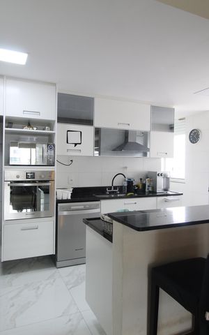 Apartamento à venda com 170m², 3 quartos e 3 vagasCozinha