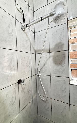 Casa para alugar com 75m², 2 quartos e sem vaga Casa para alugar com 75m², 2 quartos e sem vagaBanheiro