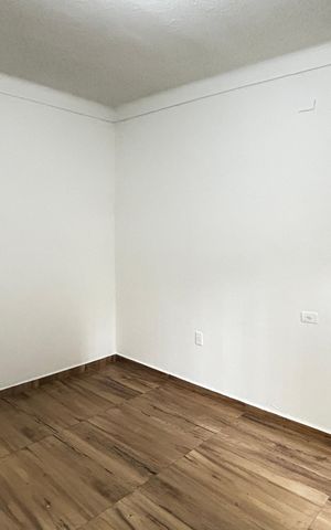 Casa para alugar com 75m², 2 quartos e sem vaga Casa para alugar com 75m², 2 quartos e sem vagaQuarto 1