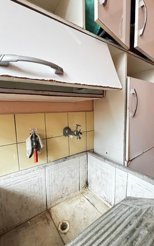 Casa para alugar com 75m², 2 quartos e sem vaga