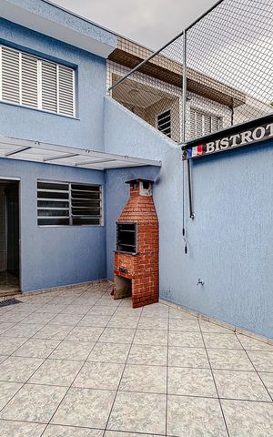 Casa para alugar com 201m², 4 quartos e 2 vagasÁrea externa