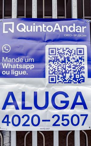 Casa para alugar com 201m², 4 quartos e 2 vagasPlaca