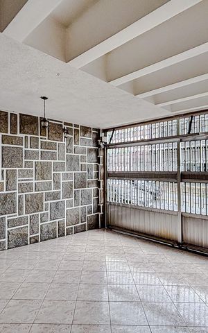 Casa para alugar com 201m², 4 quartos e 2 vagasGaragem