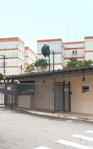 Apartamento para alugar com 57m², 2 quartos e 1 vaga Apartamento para alugar com 57m², 2 quartos e 1 vagaFachada