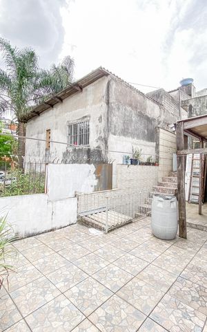 Casa à venda com 147m², 2 quartos e 2 vagas Casa à venda com 147m², 2 quartos e 2 vagasÁrea de Serviço