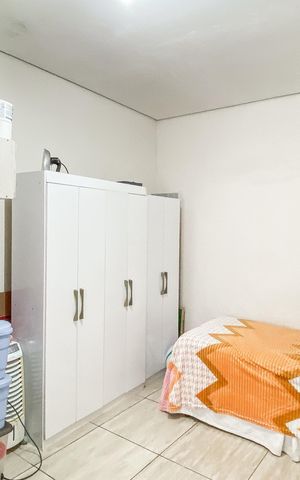 Casa à venda com 147m², 2 quartos e 2 vagas Casa à venda com 147m², 2 quartos e 2 vagasQuarto 2
