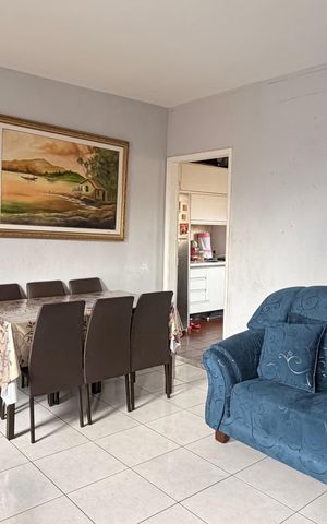 Apartamento à venda com 88m², 2 quartos e 1 vaga Apartamento à venda com 88m², 2 quartos e 1 vagaSala