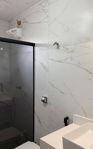 Apartamento à venda com 88m², 2 quartos e 1 vaga Apartamento à venda com 88m², 2 quartos e 1 vagaBanheiro social