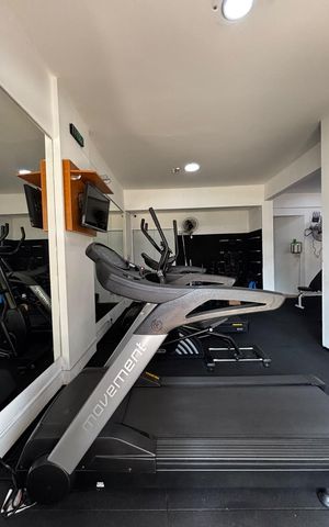 Apartamento à venda com 94m², 3 quartos e 2 vagas Apartamento à venda com 94m², 3 quartos e 2 vagasÁrea comum - Academia