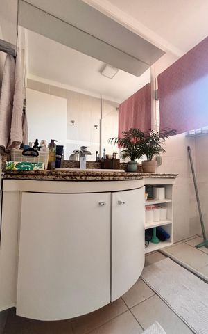 Apartamento à venda com 94m², 3 quartos e 2 vagas Apartamento à venda com 94m², 3 quartos e 2 vagasBanheiro suíte