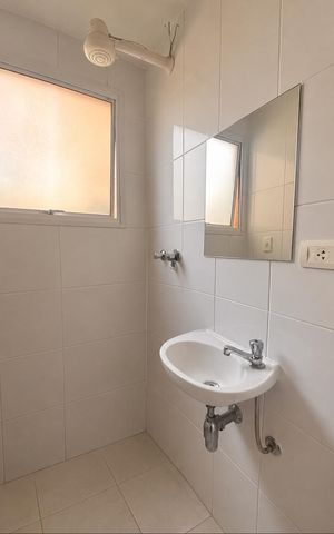 Apartamento à venda com 94m², 3 quartos e 2 vagas Apartamento à venda com 94m², 3 quartos e 2 vagasBanheiro lavanderia
