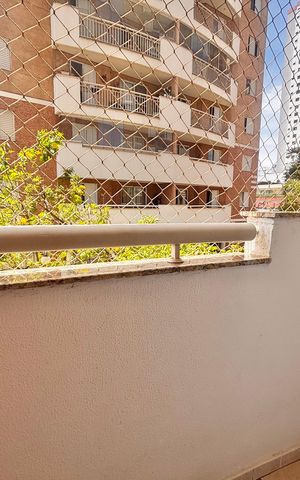 Apartamento à venda com 94m², 3 quartos e 2 vagas Apartamento à venda com 94m², 3 quartos e 2 vagasVaranda quarto