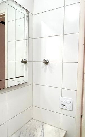 Apartamento para alugar com 55m², 2 quartos e 1 vaga Apartamento para alugar com 55m², 2 quartos e 1 vagaBanheiro 1