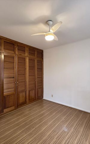 Casa para alugar com 189m², 3 quartos e 2 vagas Casa para alugar com 189m², 3 quartos e 2 vagasSuíte