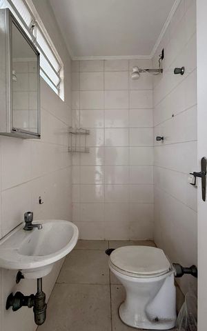 Casa para alugar com 189m², 3 quartos e 2 vagas Casa para alugar com 189m², 3 quartos e 2 vagasBanheiro de Serviço