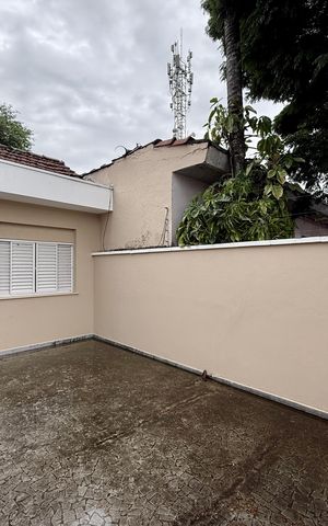 Casa para alugar com 189m², 3 quartos e 2 vagas Casa para alugar com 189m², 3 quartos e 2 vagasÁrea de Serviço