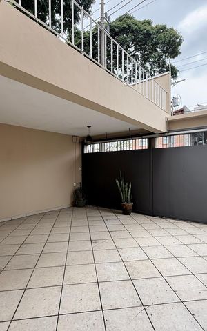 Casa para alugar com 189m², 3 quartos e 2 vagas Casa para alugar com 189m², 3 quartos e 2 vagasGaragem