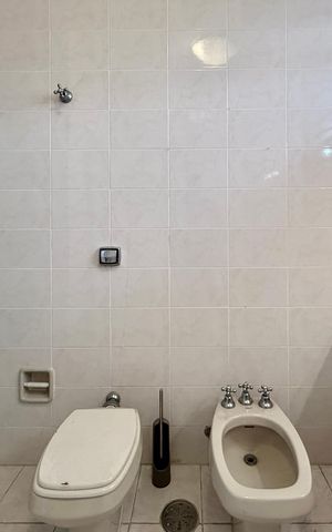 Casa para alugar com 189m², 3 quartos e 2 vagas Casa para alugar com 189m², 3 quartos e 2 vagasBanheiro Social