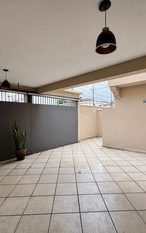 Casa para alugar com 189m², 3 quartos e 2 vagas Casa para alugar com 189m², 3 quartos e 2 vagasGaragem