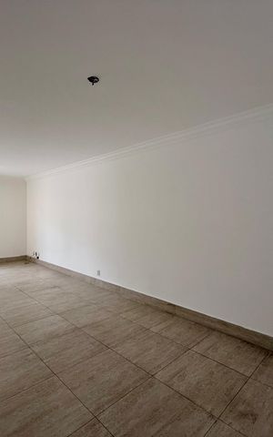 Casa para alugar com 189m², 3 quartos e 2 vagas Casa para alugar com 189m², 3 quartos e 2 vagasSala