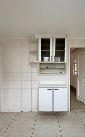 Casa para alugar com 189m², 3 quartos e 2 vagas Casa para alugar com 189m², 3 quartos e 2 vagasCozinha