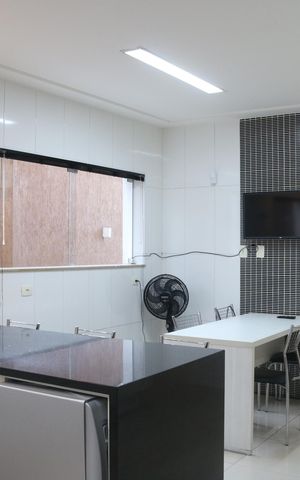 Casa para alugar com 321m², 3 quartos e 6 vagasCozinha