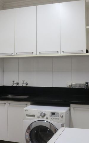 Casa para alugar com 321m², 3 quartos e 6 vagasÁrea de Serviço