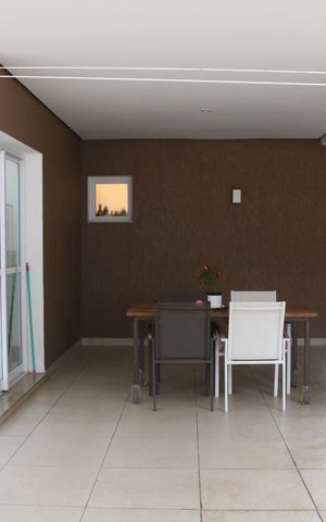 Casa para alugar com 321m², 3 quartos e 6 vagasQuintal
