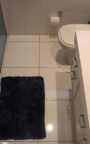 Casa para alugar com 321m², 3 quartos e 6 vagasBanheiro 2