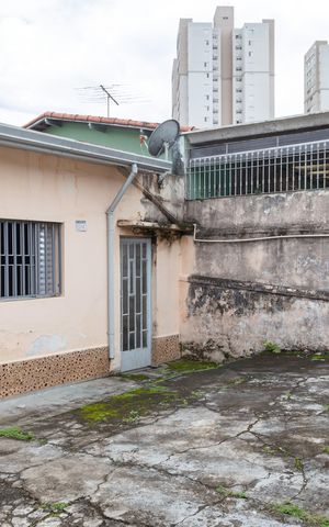 Casa à venda com 60m², 2 quartos e 2 vagasGaragem