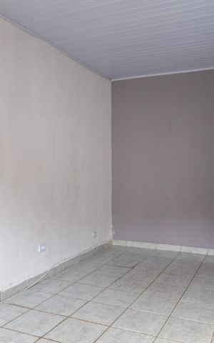 Casa à venda com 60m², 2 quartos e 2 vagasSala