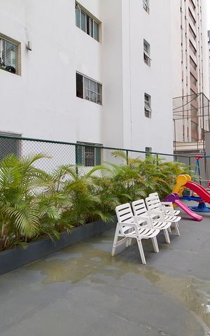 Apartamento para alugar com 77m², 2 quartos e 1 vaga Apartamento para alugar com 77m², 2 quartos e 1 vagaÁrea comum - Playground