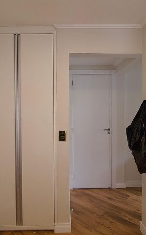 Apartamento para alugar com 77m², 2 quartos e 1 vaga Apartamento para alugar com 77m², 2 quartos e 1 vagaCloset