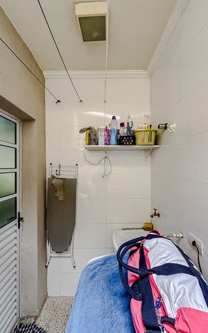 Casa para alugar com 160m², 3 quartos e 2 vagasÁrea de Serviço