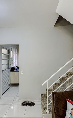 Casa para alugar com 160m², 3 quartos e 2 vagasSala