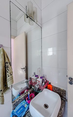 Casa para alugar com 160m², 3 quartos e 2 vagasBanheiro da Suíte