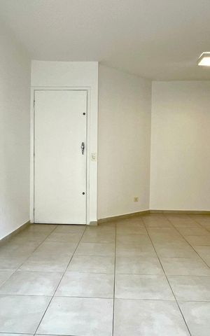 Apartamento para alugar com 90m², 3 quartos e 1 vagaSala