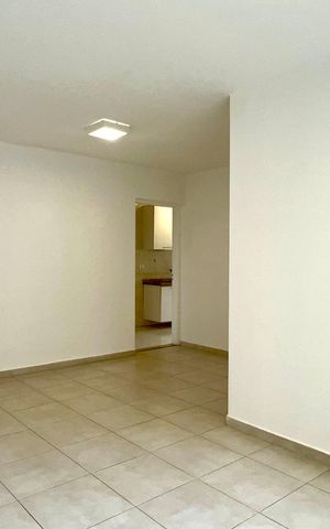 Apartamento para alugar com 90m², 3 quartos e 1 vagaSala