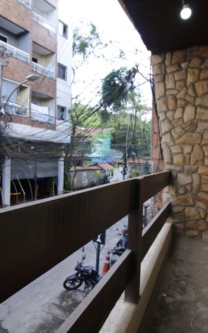 Casa para alugar com 100m², 3 quartos e 2 vagasVaranda