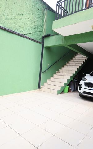 Casa à venda com 125m², 3 quartos e 3 vagasGaragem