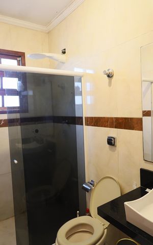 Casa à venda com 125m², 3 quartos e 3 vagasBanheiro 2