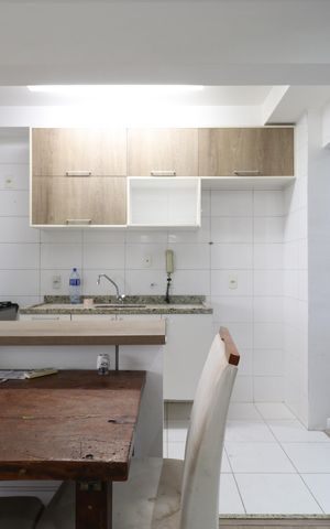 Apartamento para alugar com 79m², 2 quartos e 2 vagasCozinha e Área de Serviço